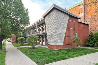 7244 Randolph St. in Forest Park, IL - Building Photo - Building Photo