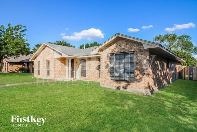 1205 Timber Valley Dr in Flower Mound, TX - Building Photo - Building Photo