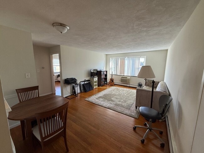 24 Patten St in Watertown, MA - Building Photo - Building Photo