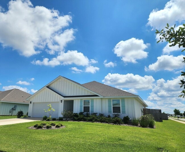 7020 Abigail St in Gulf Shores, AL - Building Photo - Building Photo