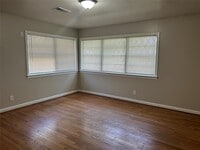 7655 Oak Vista St photo'