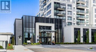 10 Eva Rd in Toronto, ON - Building Photo