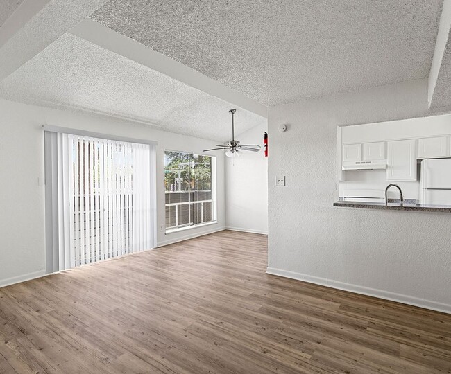 property at 2111 Holly Hall St