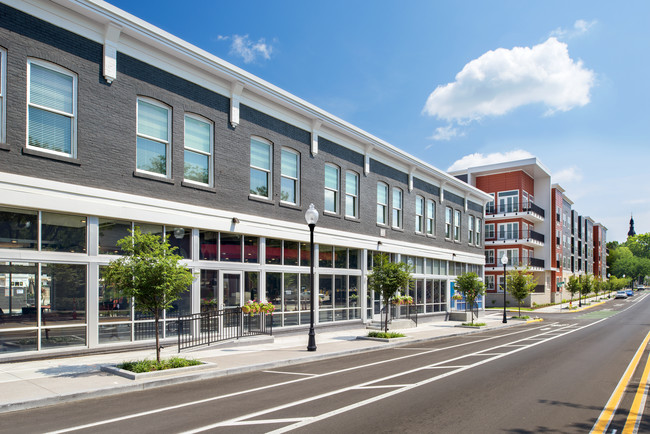 The Breakwater in New Albany, IN - Foto de edificio - Building Photo