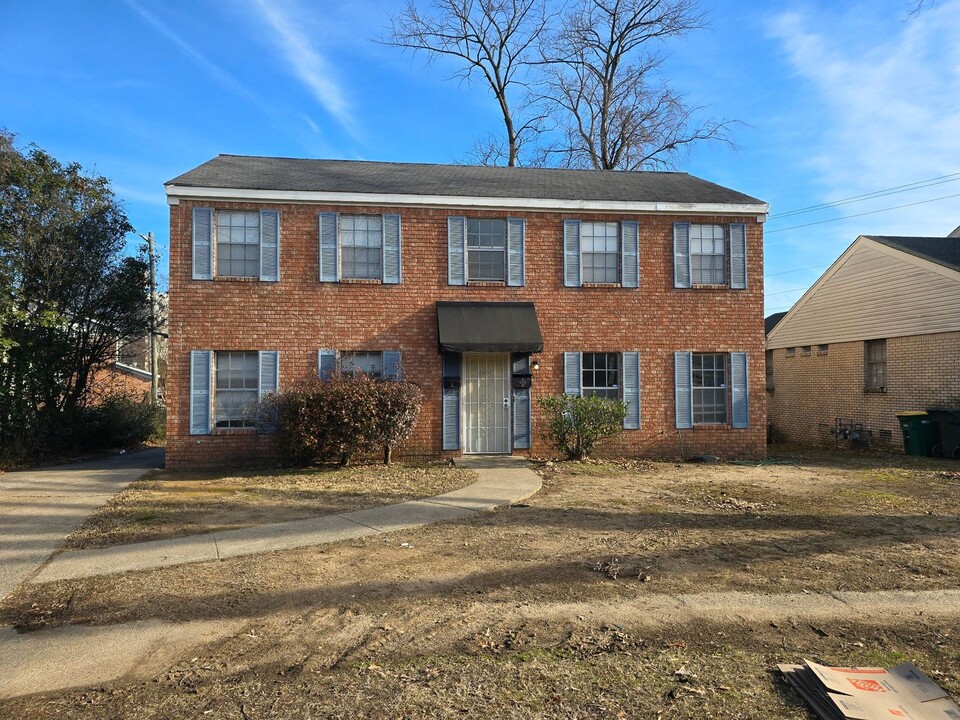 6408 Bluebird Ln in Little Rock, AR - Foto de edificio