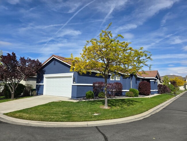 10591 Iron Point Cir in Reno, NV - Building Photo - Building Photo