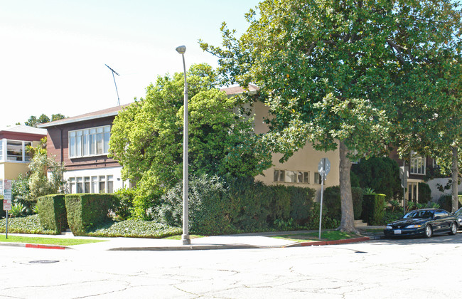 9430 S Reeves Dr in Beverly Hills, CA - Building Photo - Building Photo