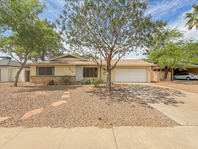2812 S Cottonwood Dr in Tempe, AZ - Building Photo - Building Photo