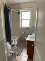 38 Kirkwood Rd, Unit 2 in Boston, MA - Building Photo