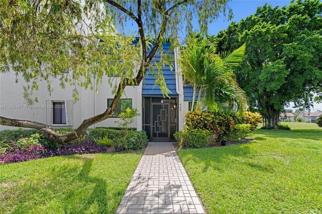property at 4469 Luxemburg Ct