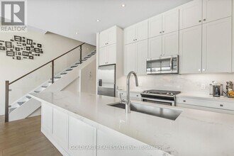 3547 Riva Ave in Innisfil, ON - Building Photo - Building Photo