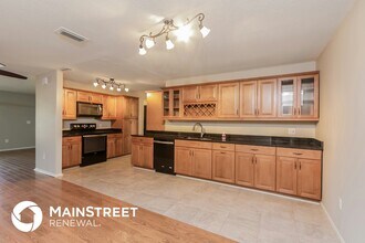 1515 Strada D Oro in Venice, FL - Building Photo - Building Photo