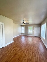 2048 Grand St in Beaumont, TX - Building Photo - Building Photo