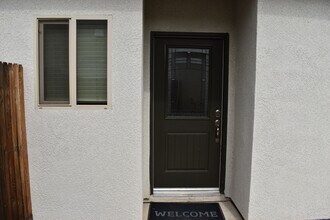 3751 De Soto Way in Merced, CA - Building Photo - Building Photo