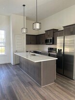 16177-16177 Fontana St in Stilwell, KS - Building Photo