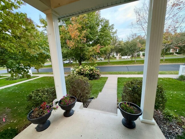 property at 10006 Pincherry Ln