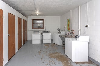 2426 Blaisdell in Minneapolis, MN - Building Photo - Interior Photo