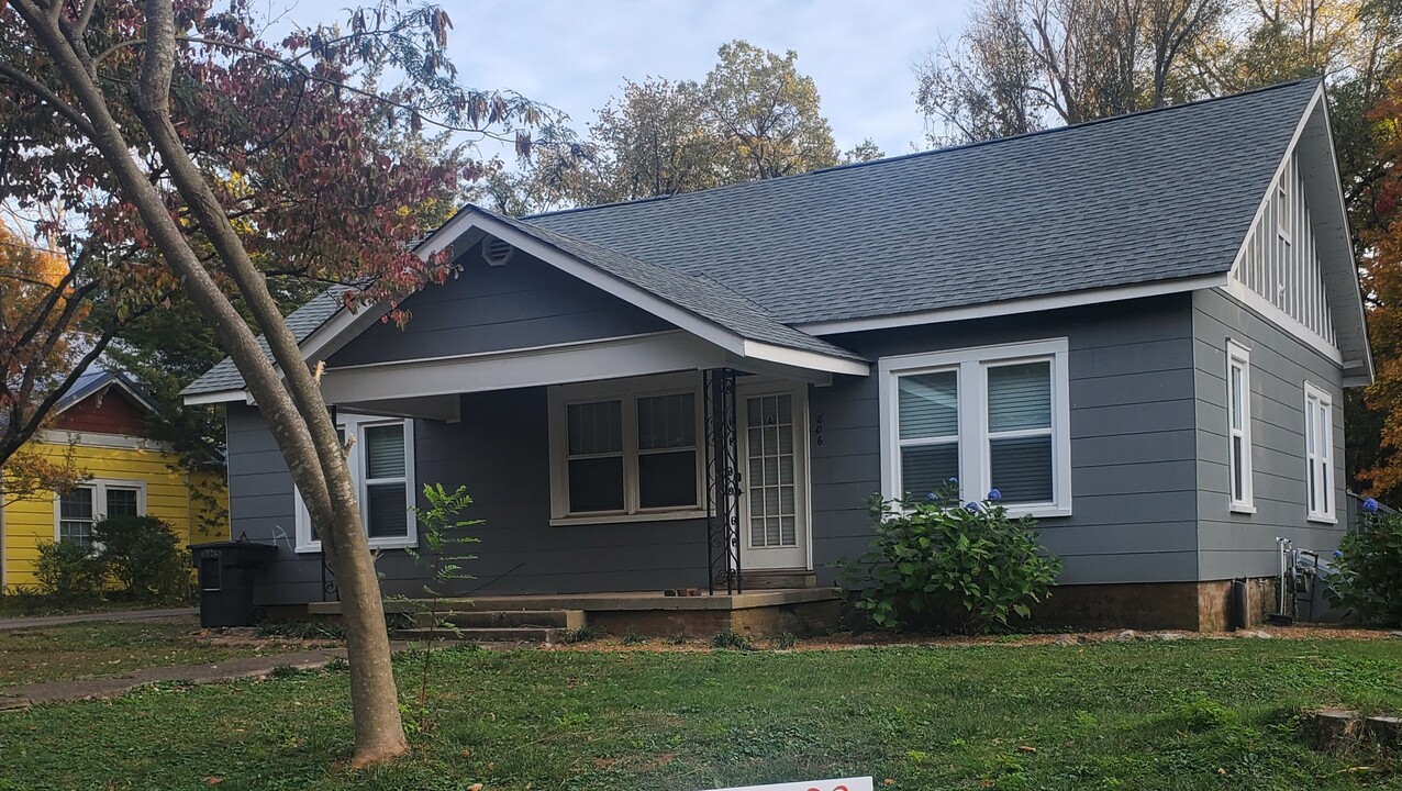 806 Ewing Blvd, Unit D in Murfreesboro, TN - Building Photo