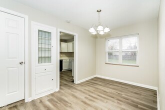 3315 Chamberlin Dr in Indianapolis, IN - Building Photo - Building Photo