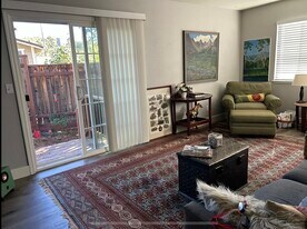 17709 Sunset Way, Unit 3 in Sonoma, CA - Building Photo