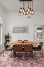 9161 Kneeland Ct in Elk Grove, CA - Foto de edificio - Building Photo