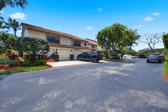 7798 La Mirada Dr in Boca Raton, FL - Foto de edificio - Building Photo