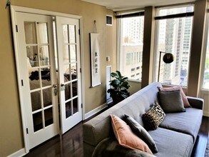 100 E Walton St-Unit -22G in Chicago, IL - Building Photo - Building Photo