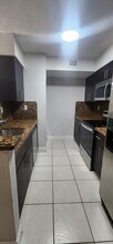 15231 SW 80th St, Unit 606 in Miami, FL - Foto de edificio - Building Photo