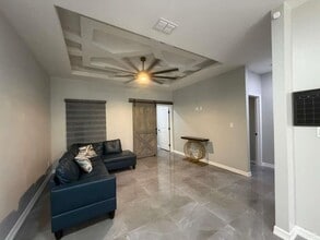 17 S Elevation Dr in Edinburg, TX - Building Photo - Building Photo