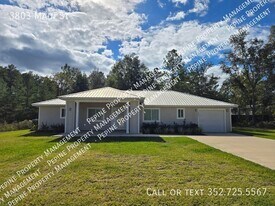 3803 Main St in Hawthorne, FL - Building Photo