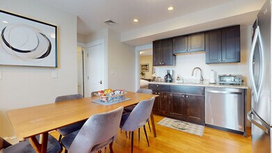 30 Clay St in Cambridge, MA - Building Photo - Building Photo