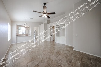 3533 W Sousa Ct in Anthem, AZ - Foto de edificio - Building Photo