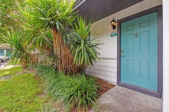 Cypress Villas in Gainesville, FL - Foto de edificio - Building Photo