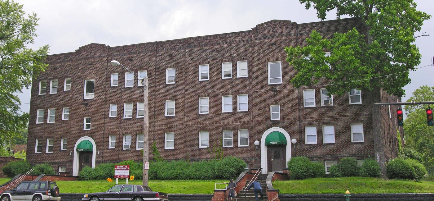 Burnett Apartments in Cleveland, OH - Foto de edificio