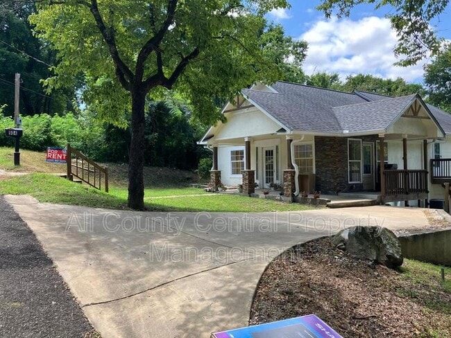 property at 904 47th Way S