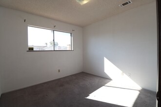 615 E McElhany Ave in Santa Maria, CA - Building Photo - Building Photo