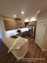 5146 S Surprise Way in Boise, ID - Building Photo - Building Photo