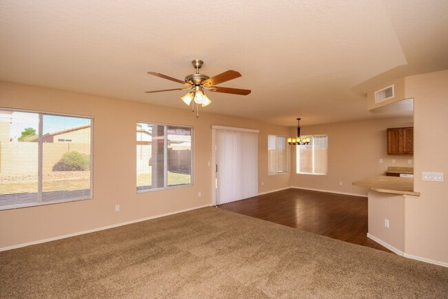 14844 W Columbine Dr in Surprise, AZ - Building Photo - Building Photo