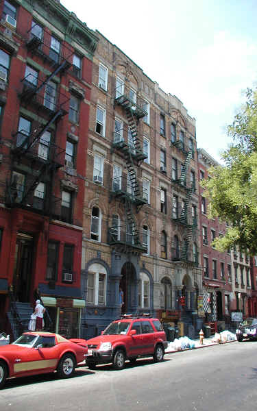 96 Saint Marks Pl in New York, NY - Foto de edificio - Building Photo