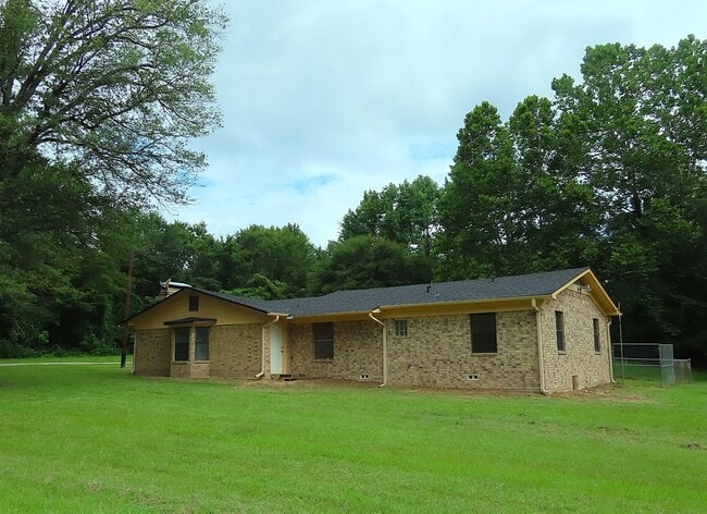 10219 CR 428 in Tyler, TX - Building Photo - Building Photo