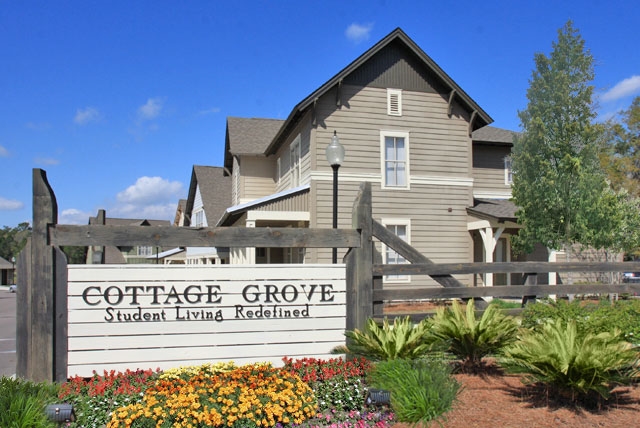 Cottage Grove at Gainesville in Gainesville, FL - Building Photo