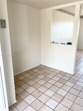 6154 SW 38th St, Unit 1 in Miramar, FL - Foto de edificio - Building Photo