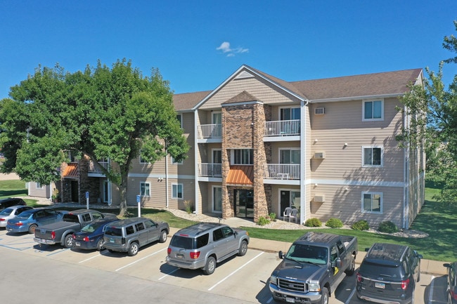 Golden Creek Apartments