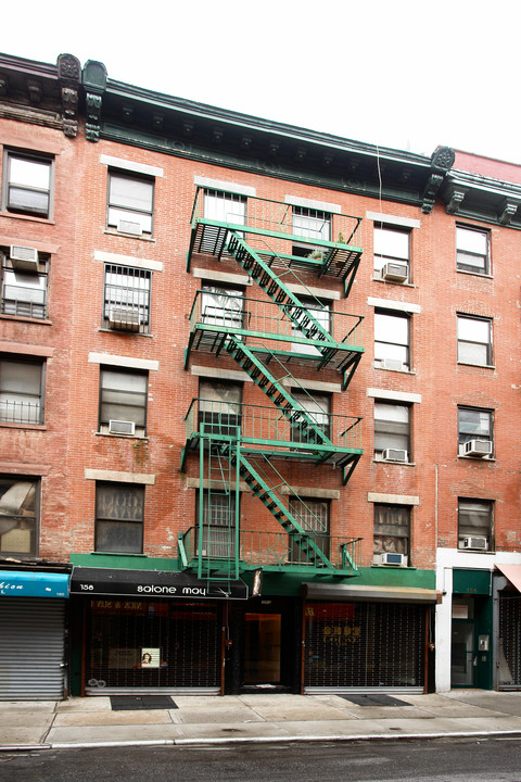 158 Orchard St in New York, NY - Foto de edificio