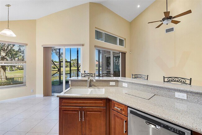 11635 NW 71st Pl in Parkland, FL - Building Photo - Building Photo