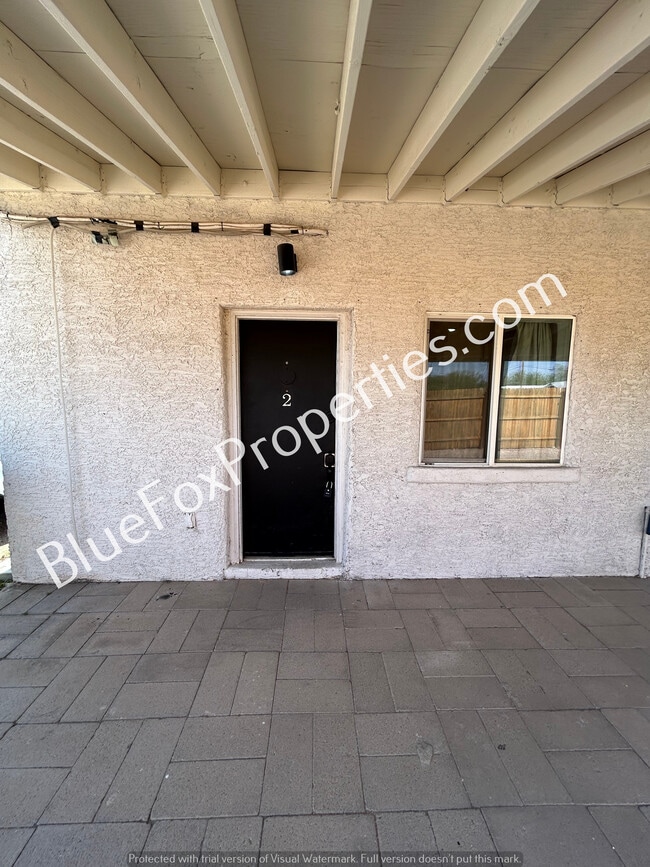 property at 204 W Sahuaro St