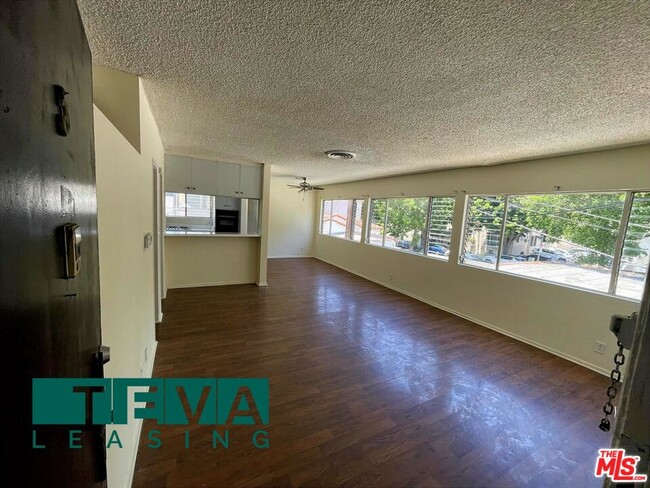 property at 205 S Elm Dr