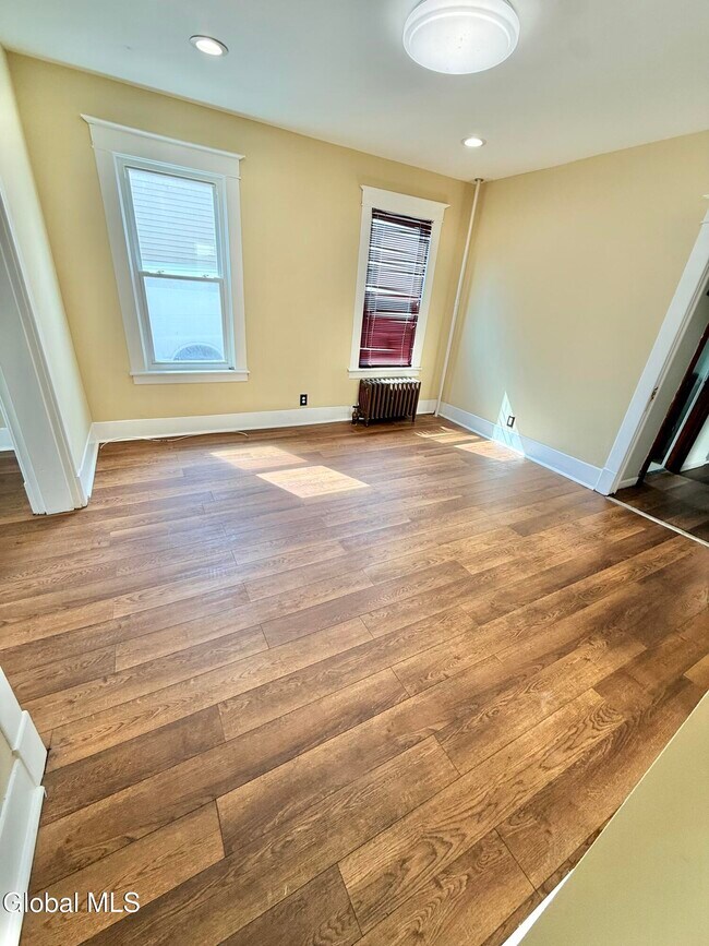 1120 Pleasant St in Schenectady, NY - Building Photo - Building Photo