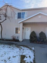 88 Hampton Pl in Logan, UT - Building Photo