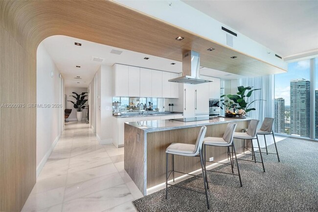 700 NE 26th Terrace in Miami, FL - Building Photo - Building Photo